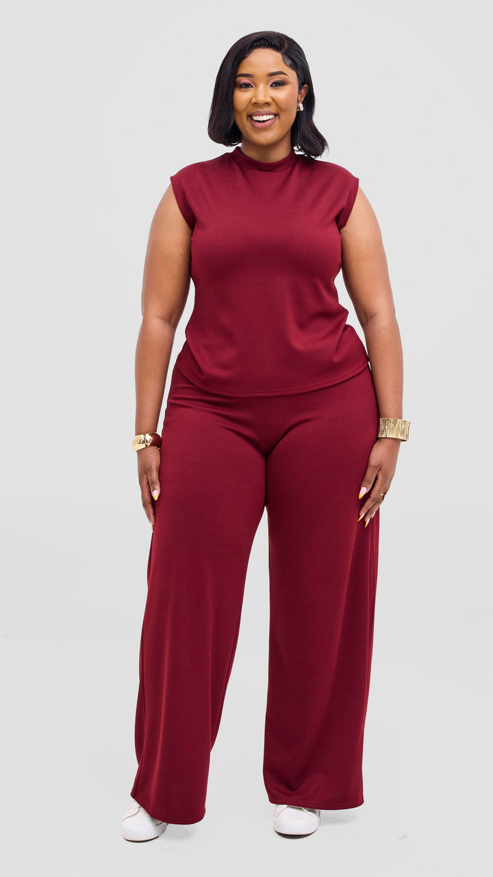 Vivo Selah Mock Neck Top in Stretch Rib - Maroon
