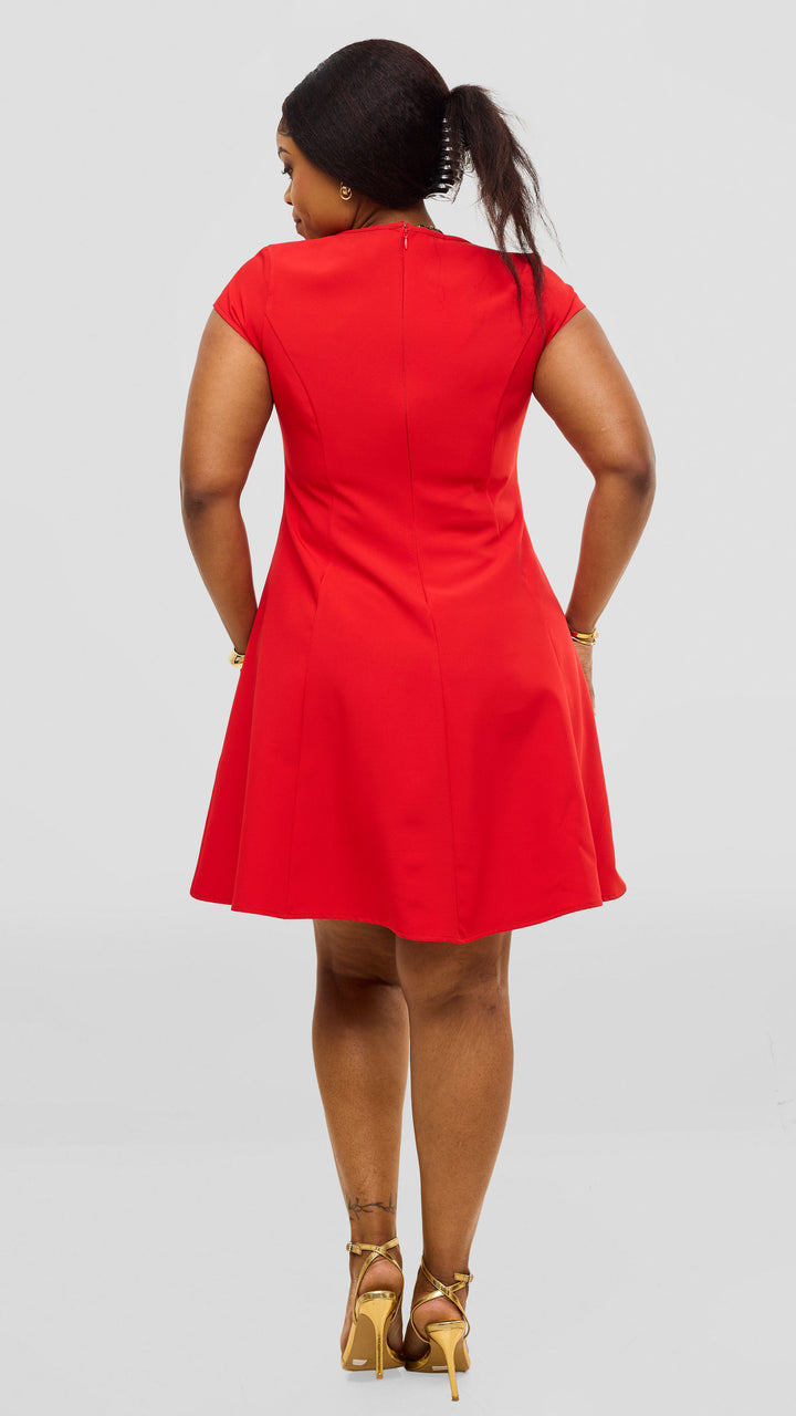 Vivo Zelda Panelled Dress In Crepe - Red