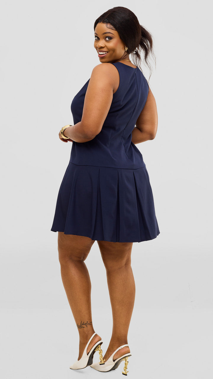 Vivo Niari Pleated Dress In Crepe - Navy