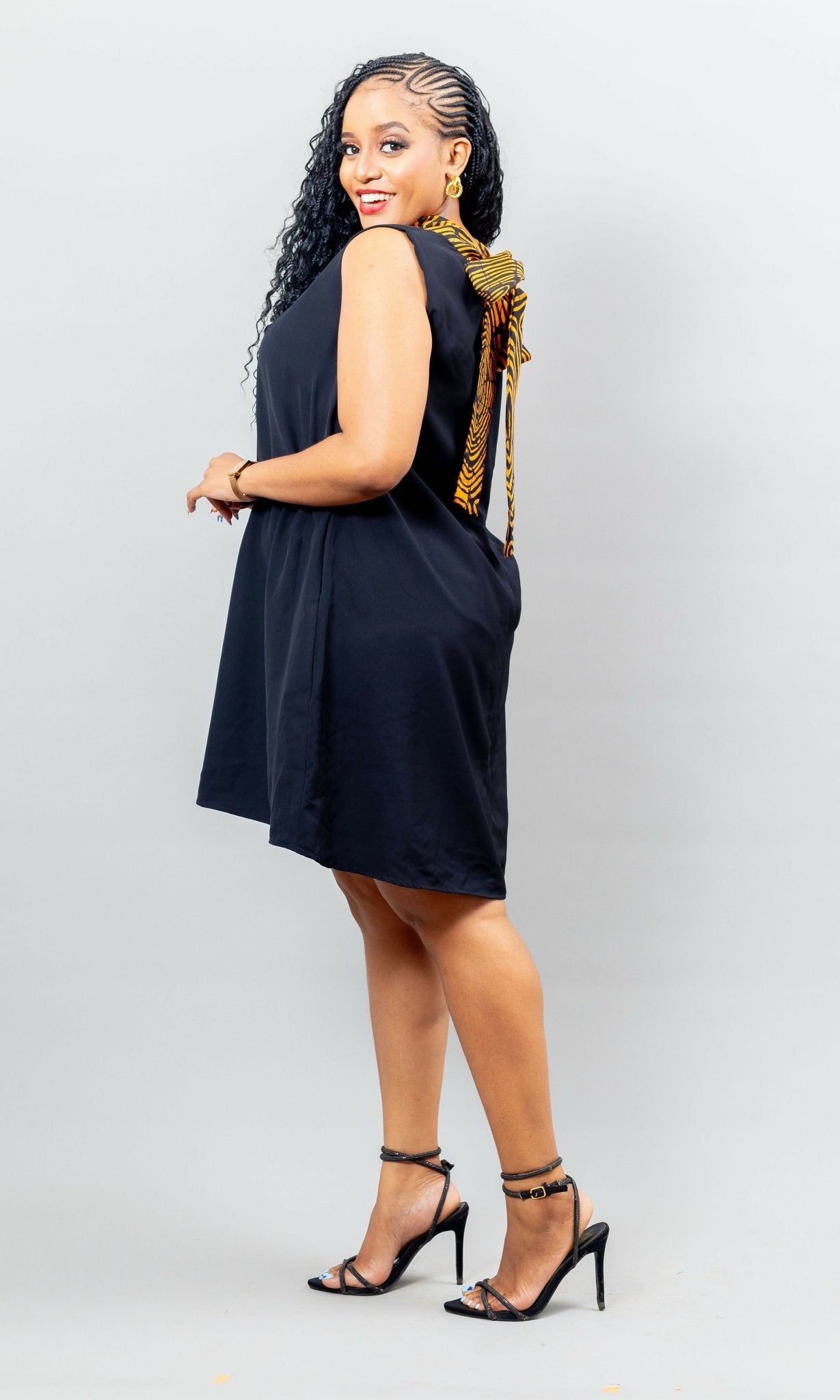 African Yuva Arya Shift Dress - Black - Shopzetu