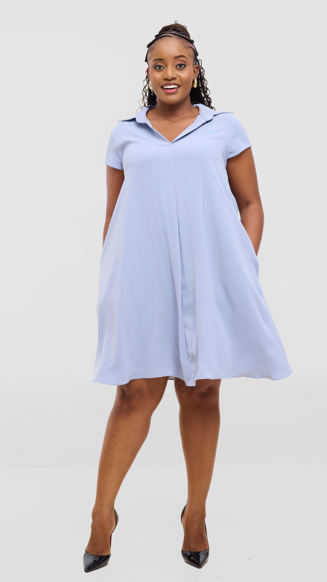 Vivo Yumi Cap Sleeve Dress In Crepe - Light Grey