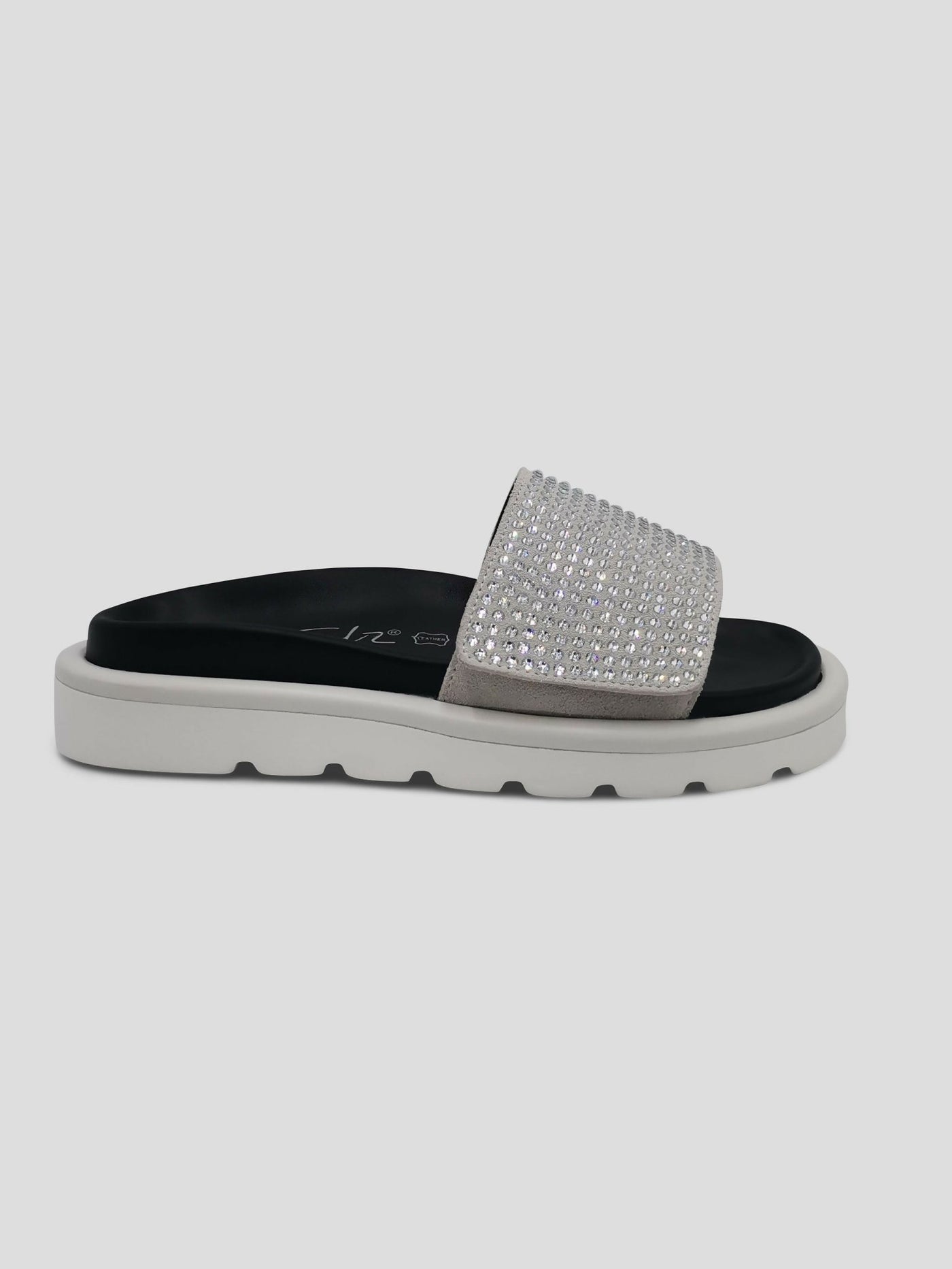 Julz Cooper Sandals - Black / White - Shopzetu