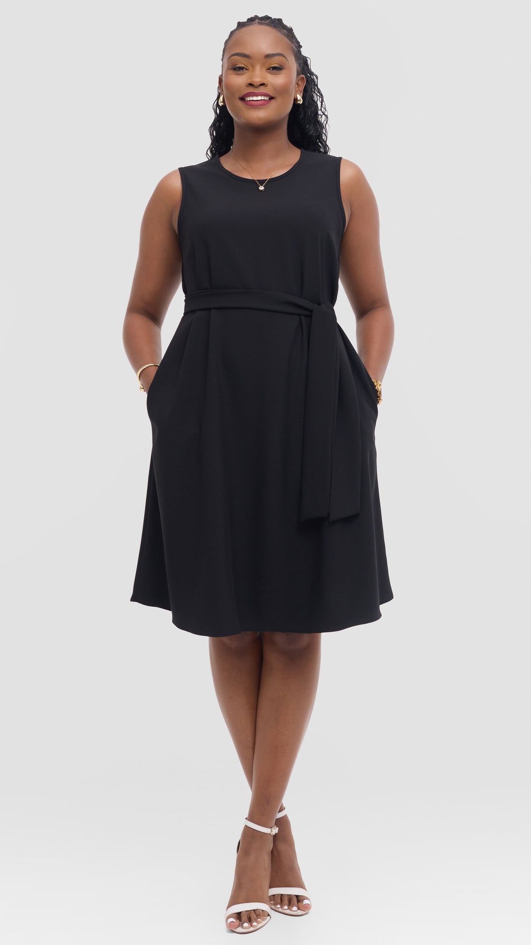 Vivo Niari Sleeveless Tent Dress in Crepe - Black
