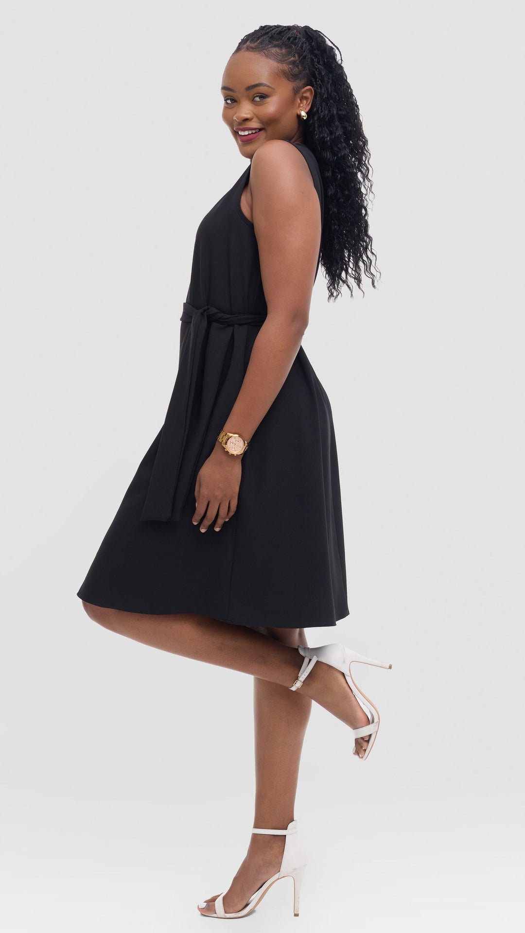 Vivo Niari Sleeveless Tent Dress in Crepe - Black