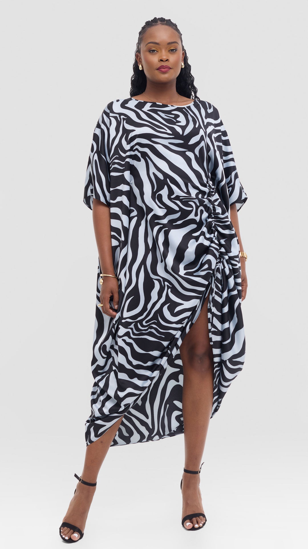 Vivo Liora Side Drawstring Kaftan Dress in Satin - Grey / Black Print