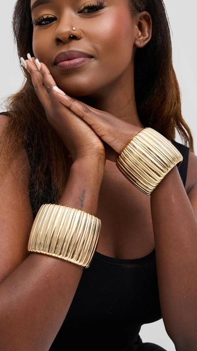 Afrodame Chunky Bracelet - Gold - Shopzetu
