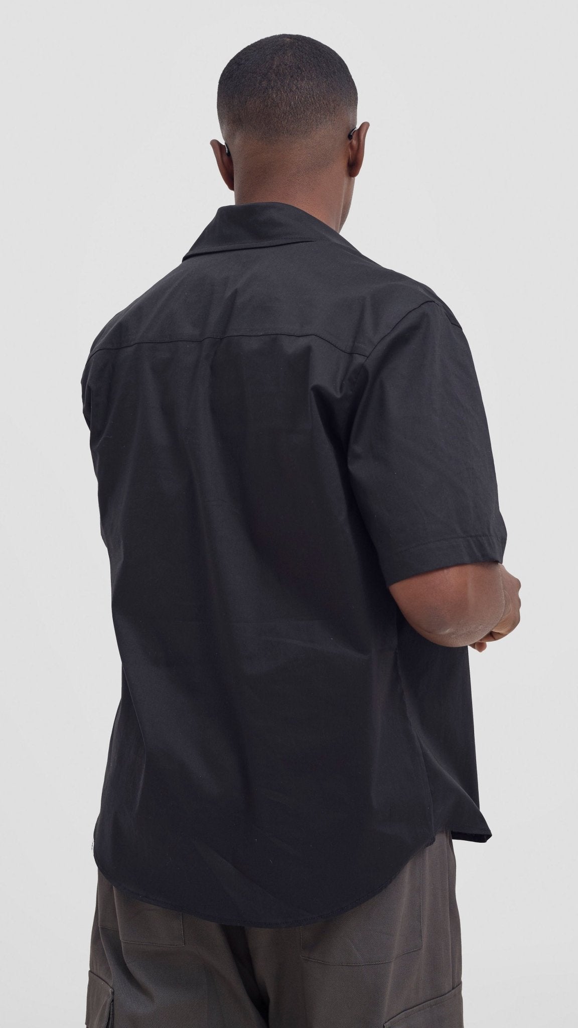 Shiv & Shikie X Safari Short Sleeve Shirt - Black - Shopzetu