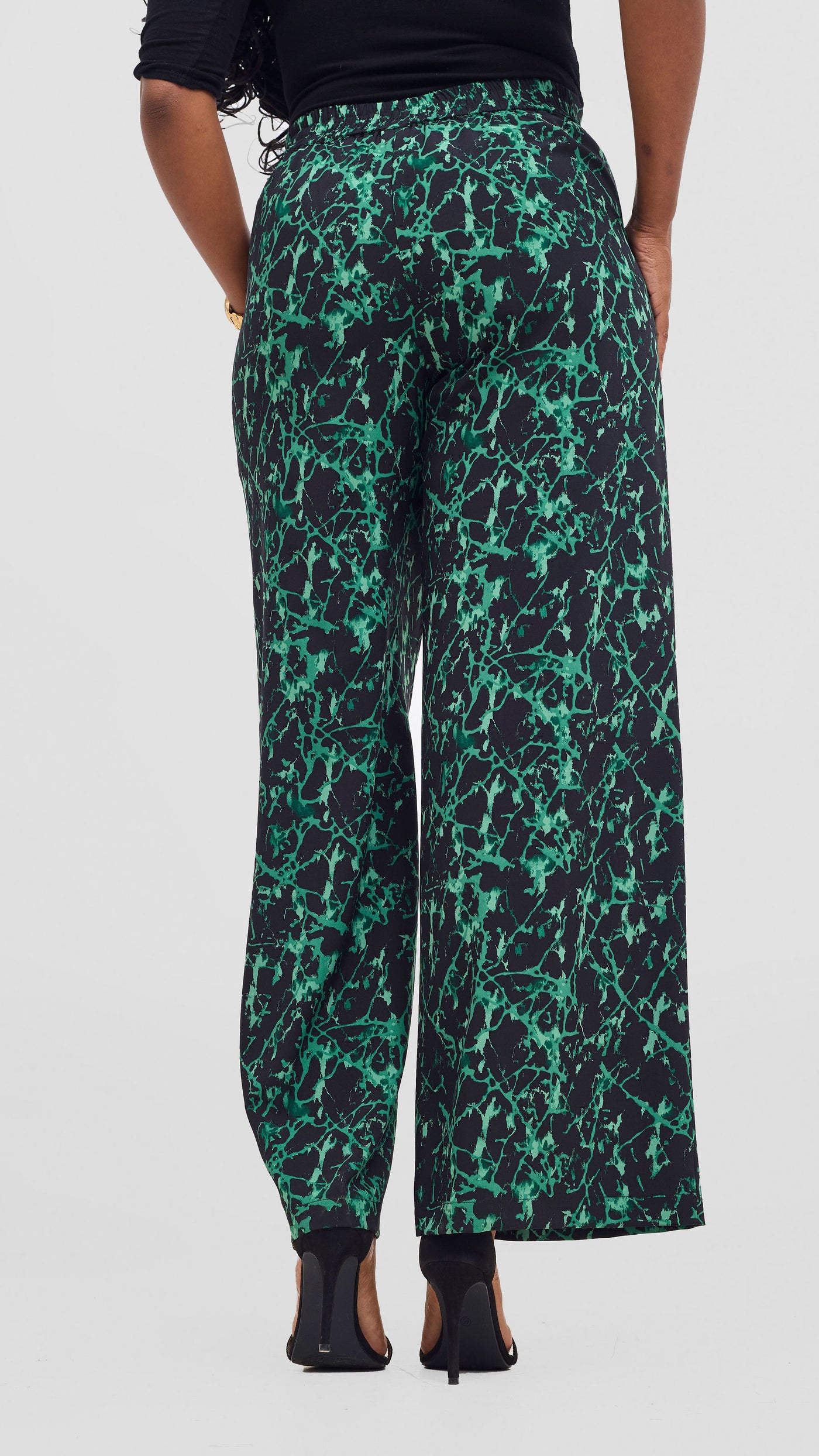 Vivo Maisha Top & Pant Set - Black/ Green Print
