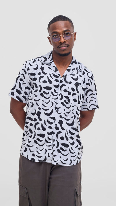 Shiv & Shikie X Safari Printed Short Sleeve Shirt - Grey / Black Ezi Print - Shopzetu