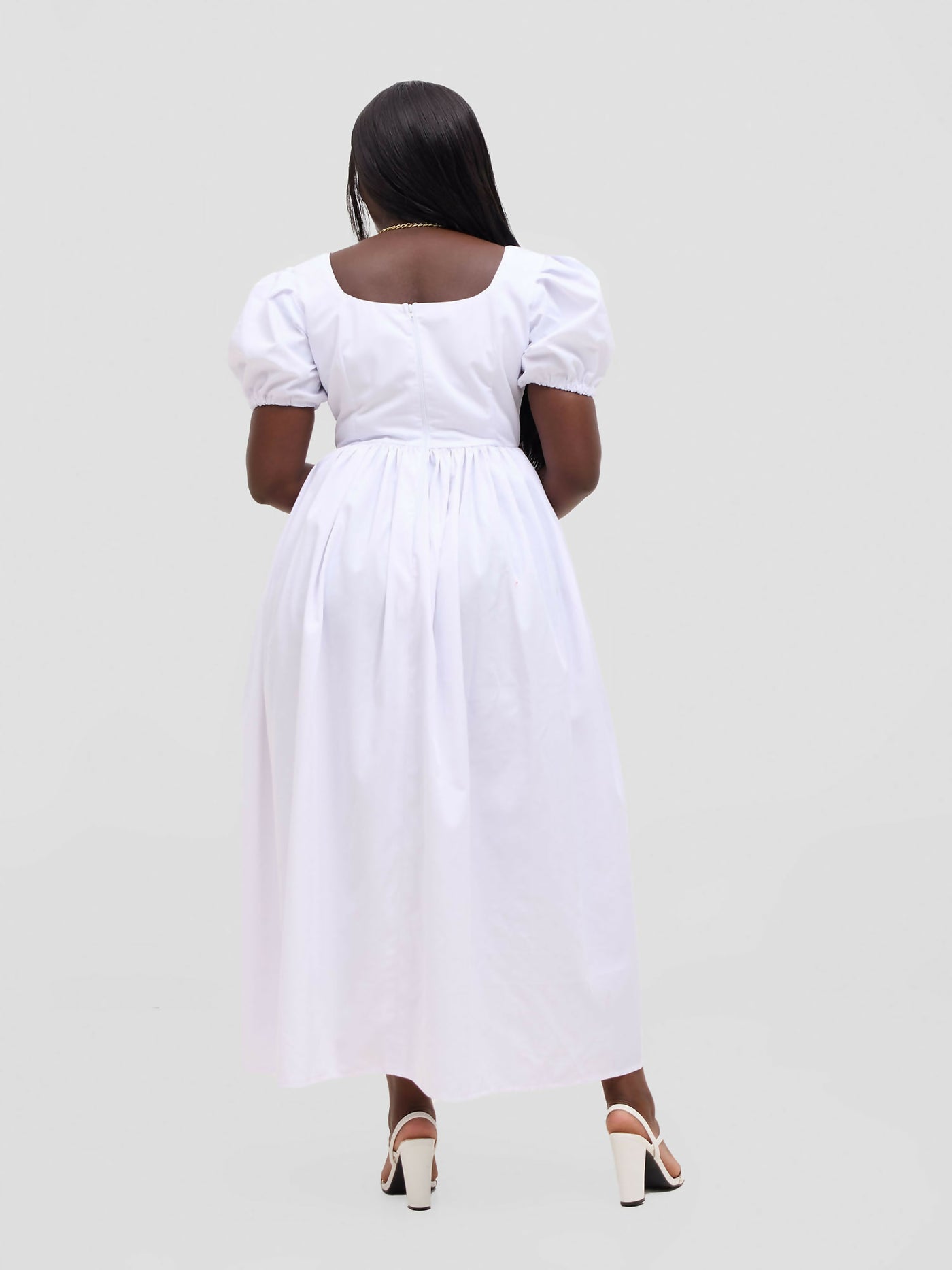 Izulu Mweya Dress - White - Shopzetu