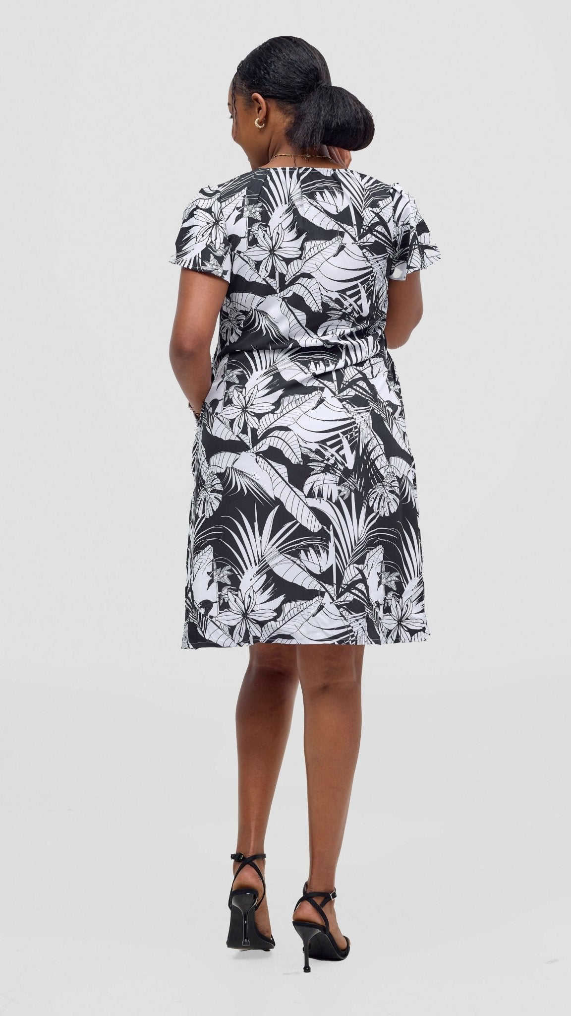 Kakiba Collections Zipporah Dress - Black / white - Shopzetu