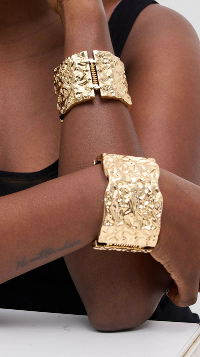 Afrodame Chunky Bangle - Gold - Shopzetu