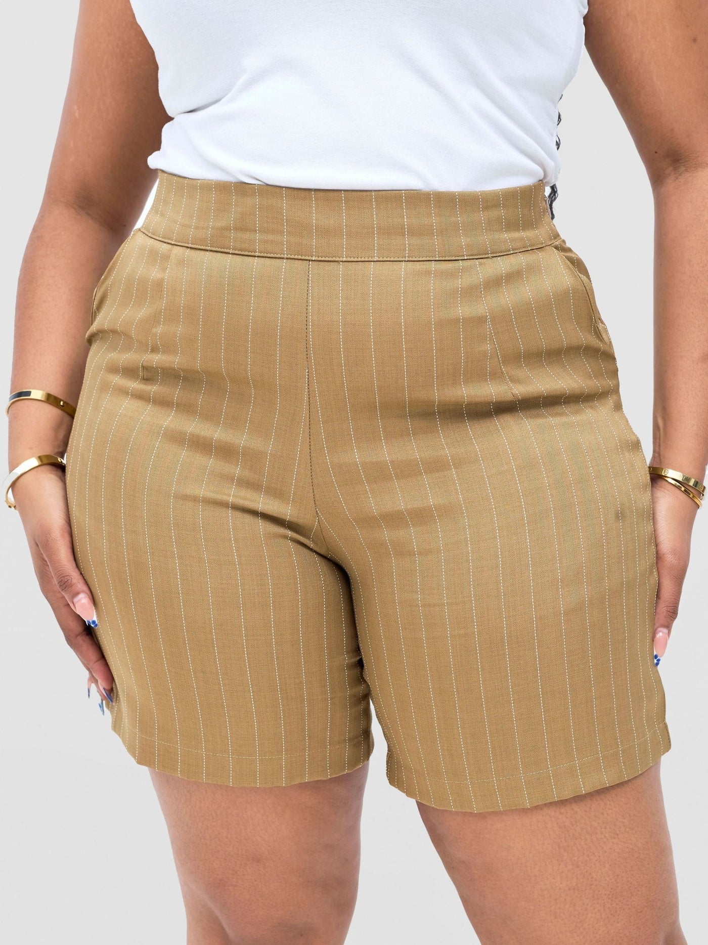 Vivo Niari Shorts - Light Olive / White Stripes - Shopzetu