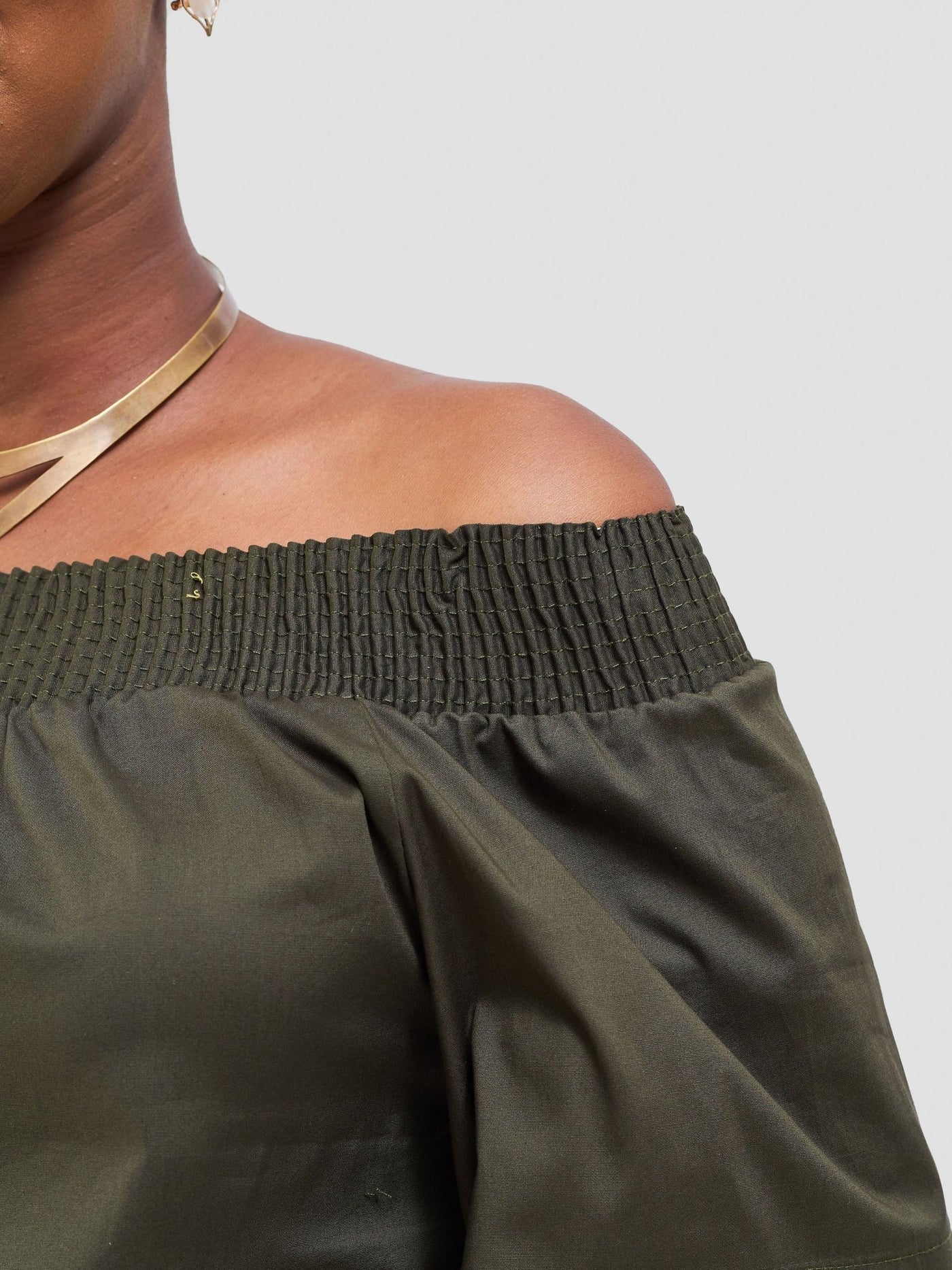 Safari Zene Off Shoulder Top - Hunters - Shopzetu