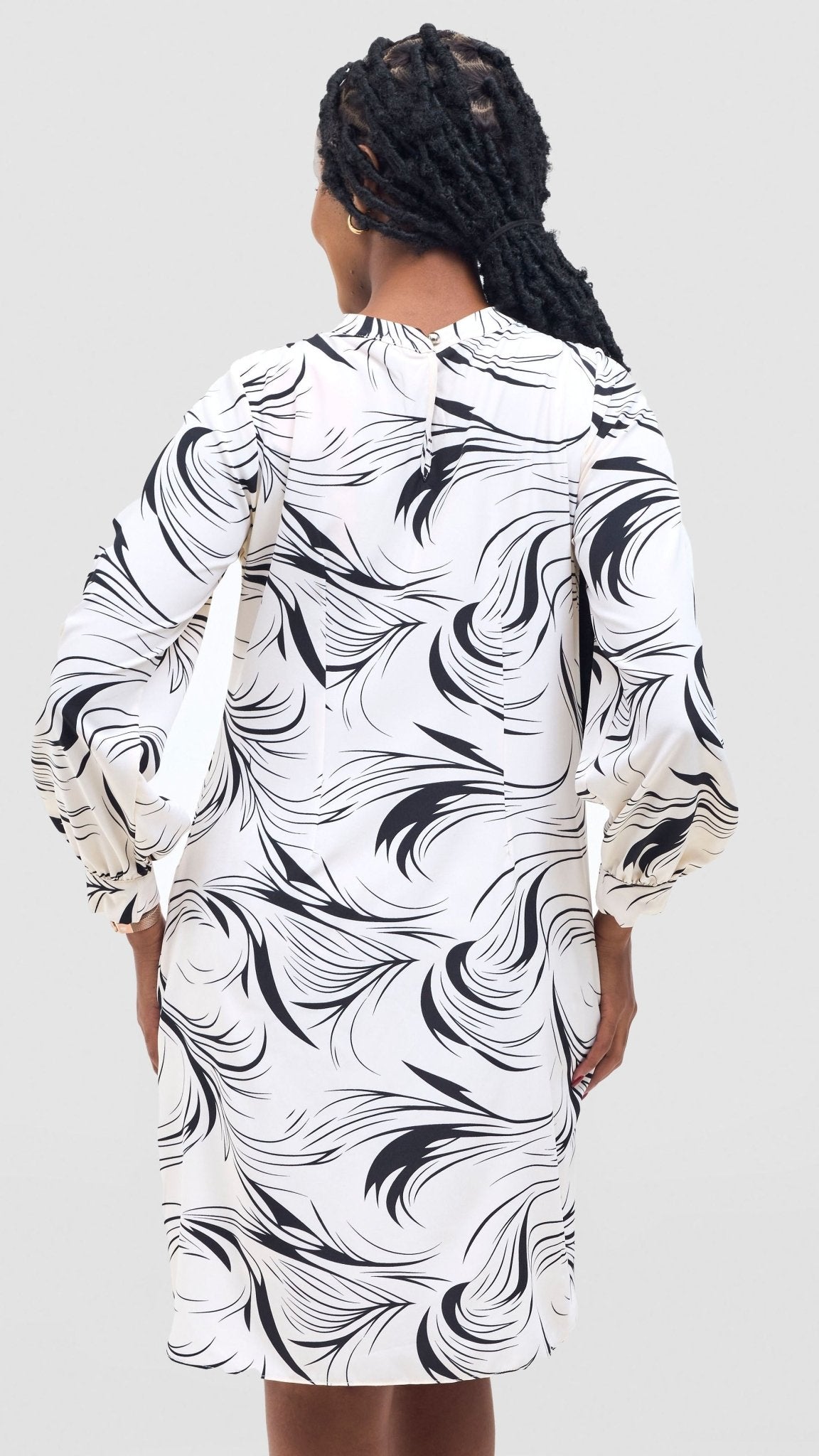 Vivo Chari Shift Dress - White / Black Riah Print - Shopzetu