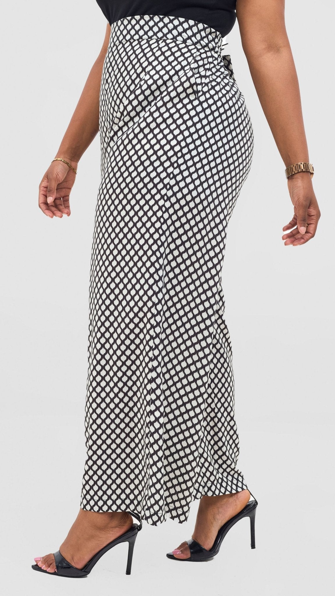 Vivo Samira Pants - Black / Off - white Print - Shopzetu