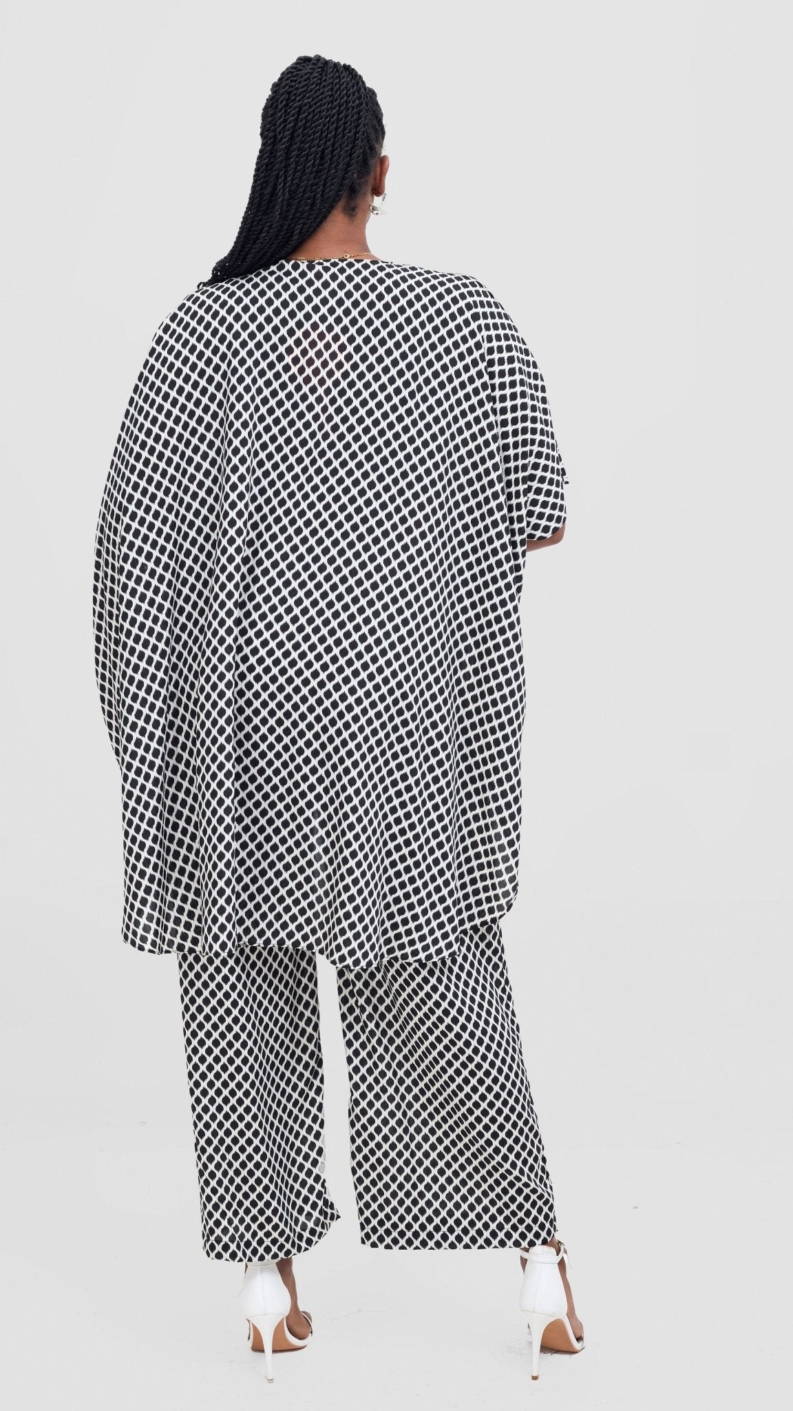 Vivo Samira Wide Kimono - Black / Off White Print - Shopzetu