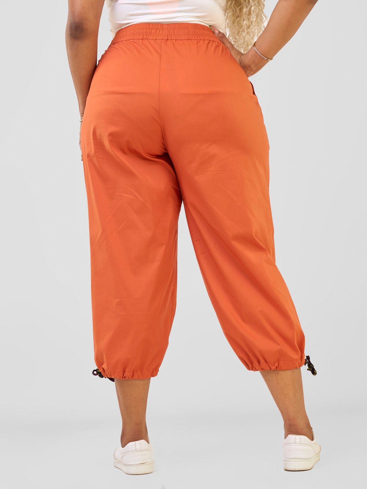 Safari by Vivo Njano Joggers - Rust / Neba Print