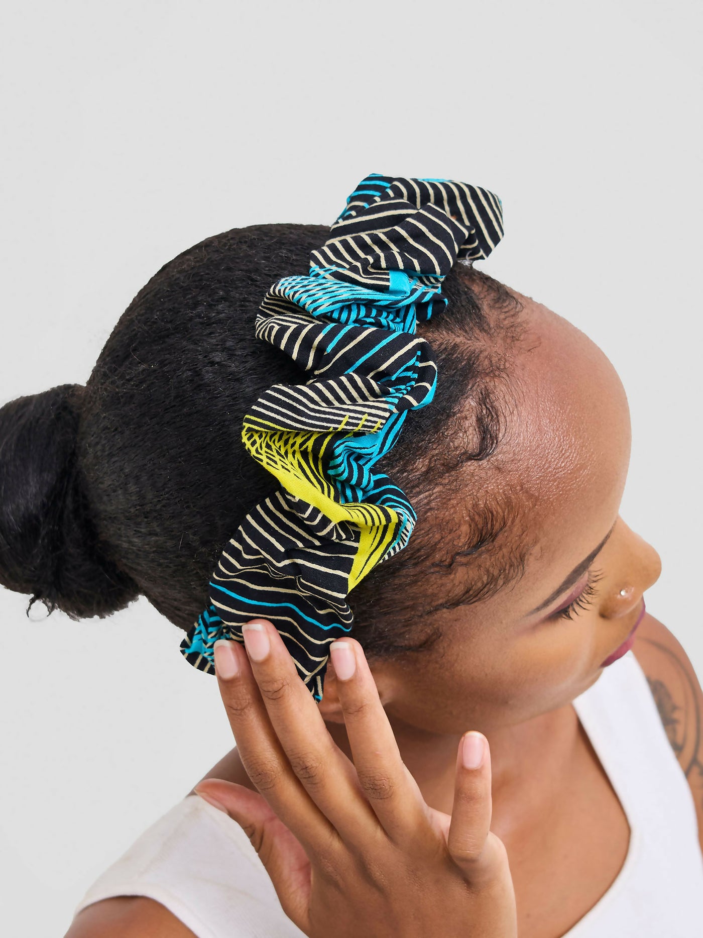 Proverbs 1 Scrunchie Gathered Majesty Headgear - Blue Print - Shopzetu