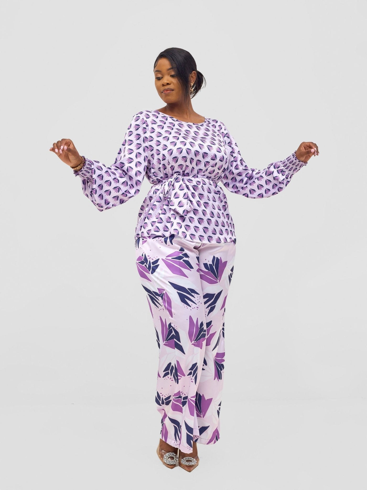 Vivo Ayah Shirred Cuff Loose Top - Lilac / Navy Ullu Print - Shopzetu