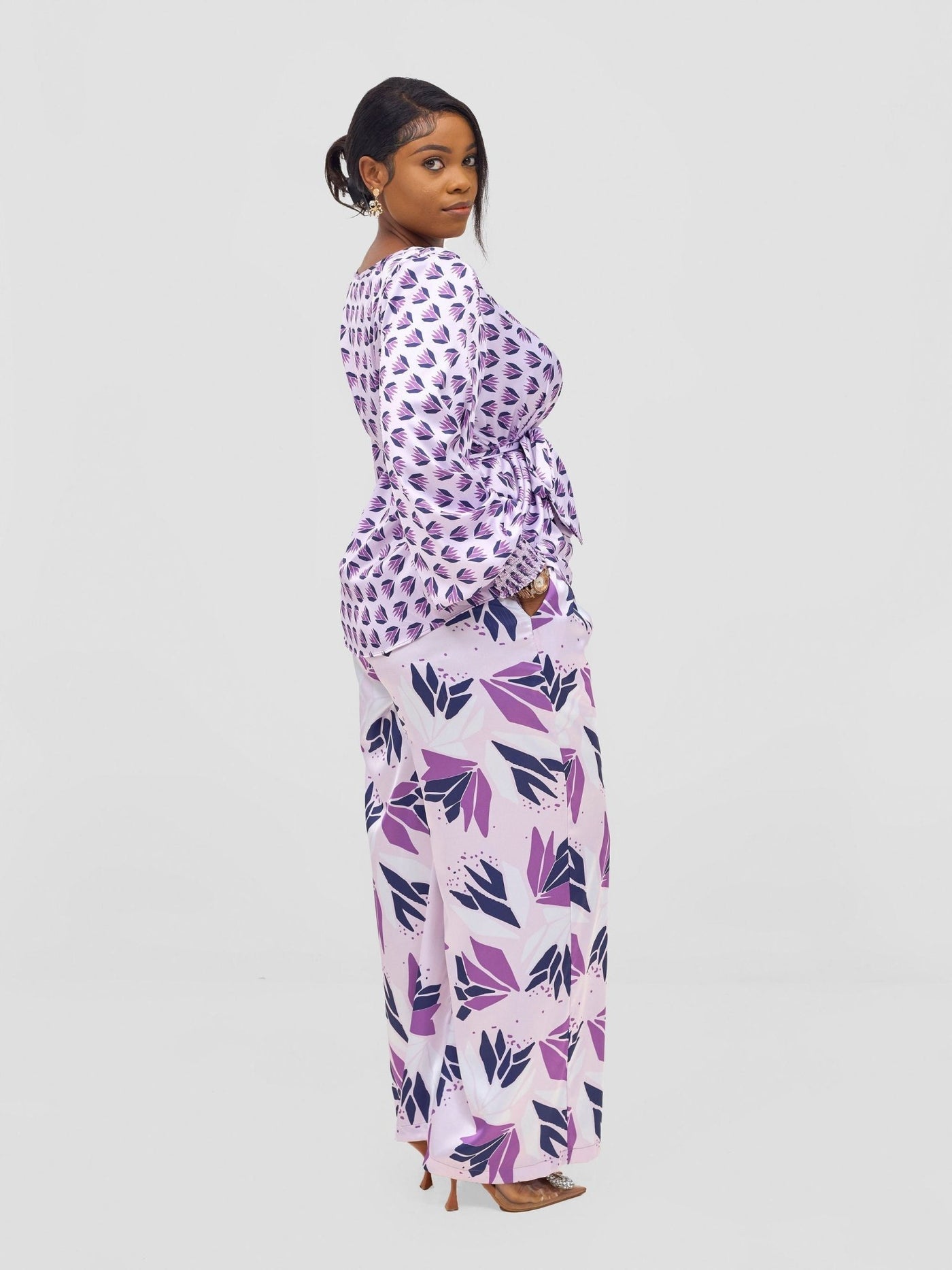 Vivo Ayah Shirred Cuff Loose Top - Lilac / Navy Ullu Print - Shopzetu