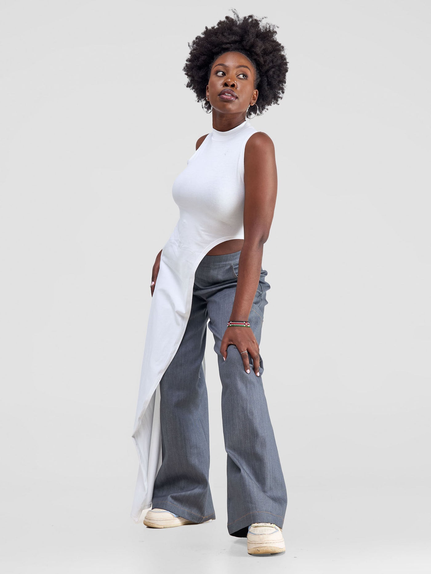 Zoya Yuni Sleeveless Turtle Neck Maxi Top - White