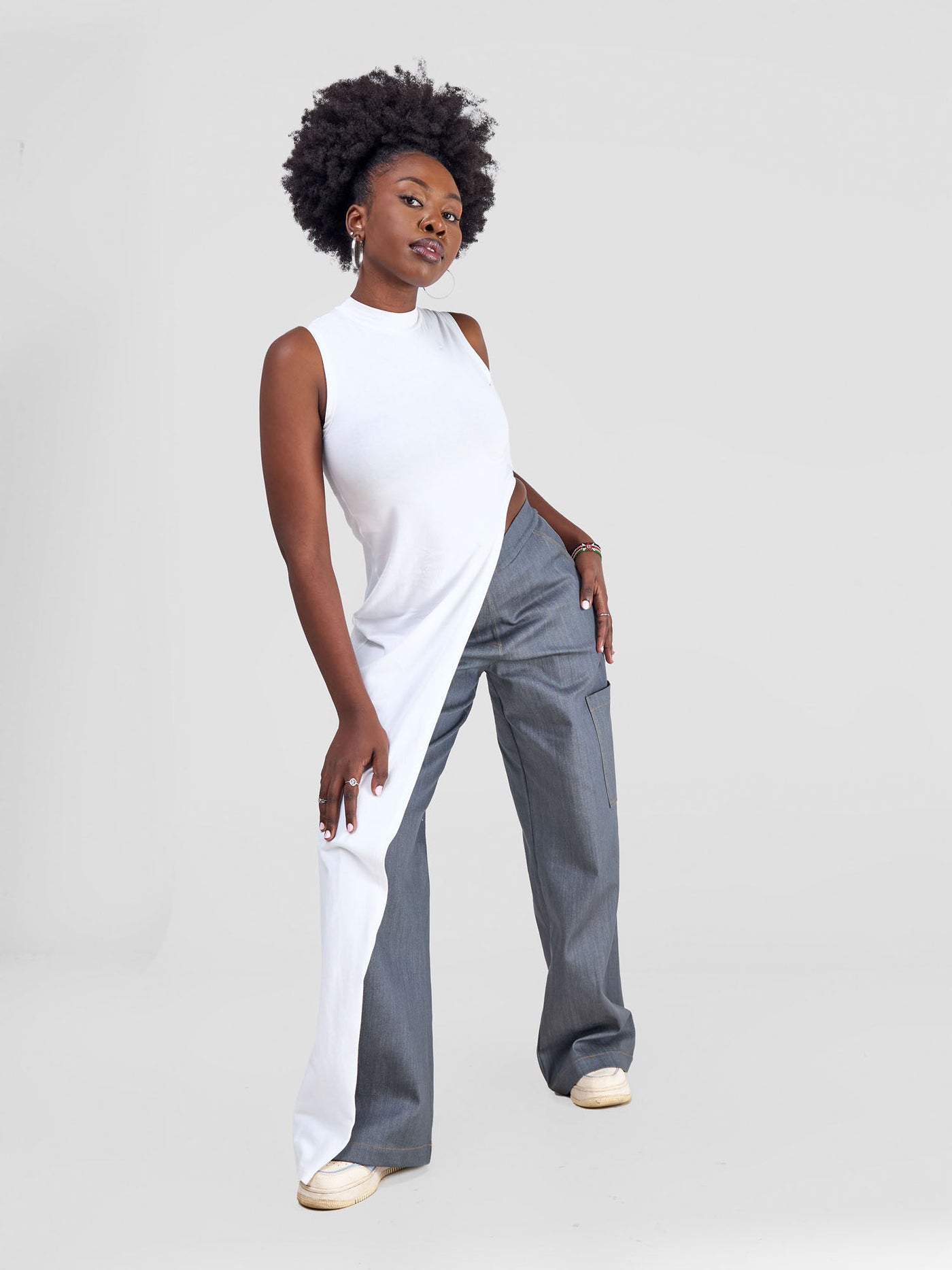 Zoya Yuni Sleeveless Turtle Neck Maxi Top - White