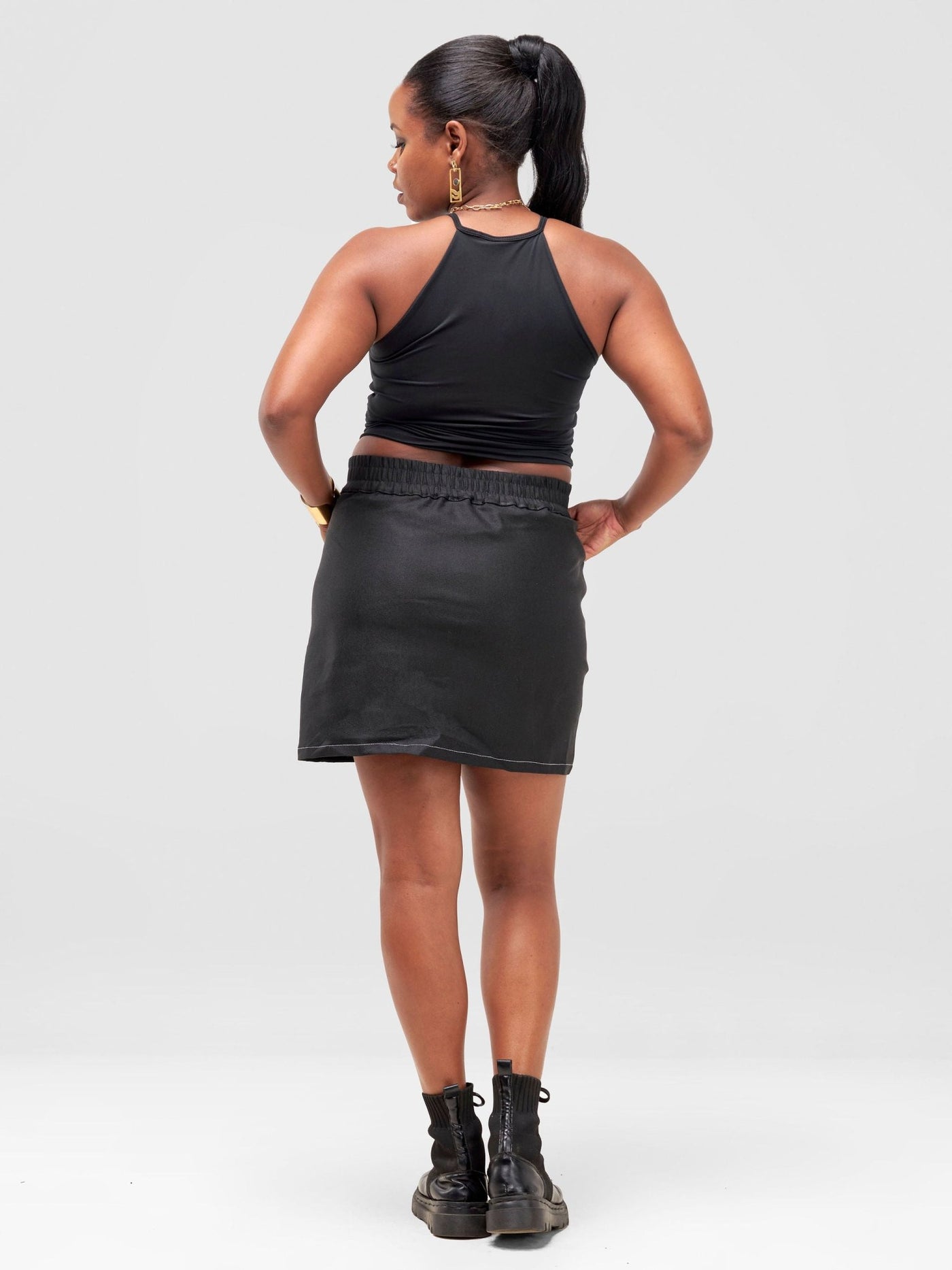 Zoya Yuni Halter Midriff Top - Black - Shopzetu