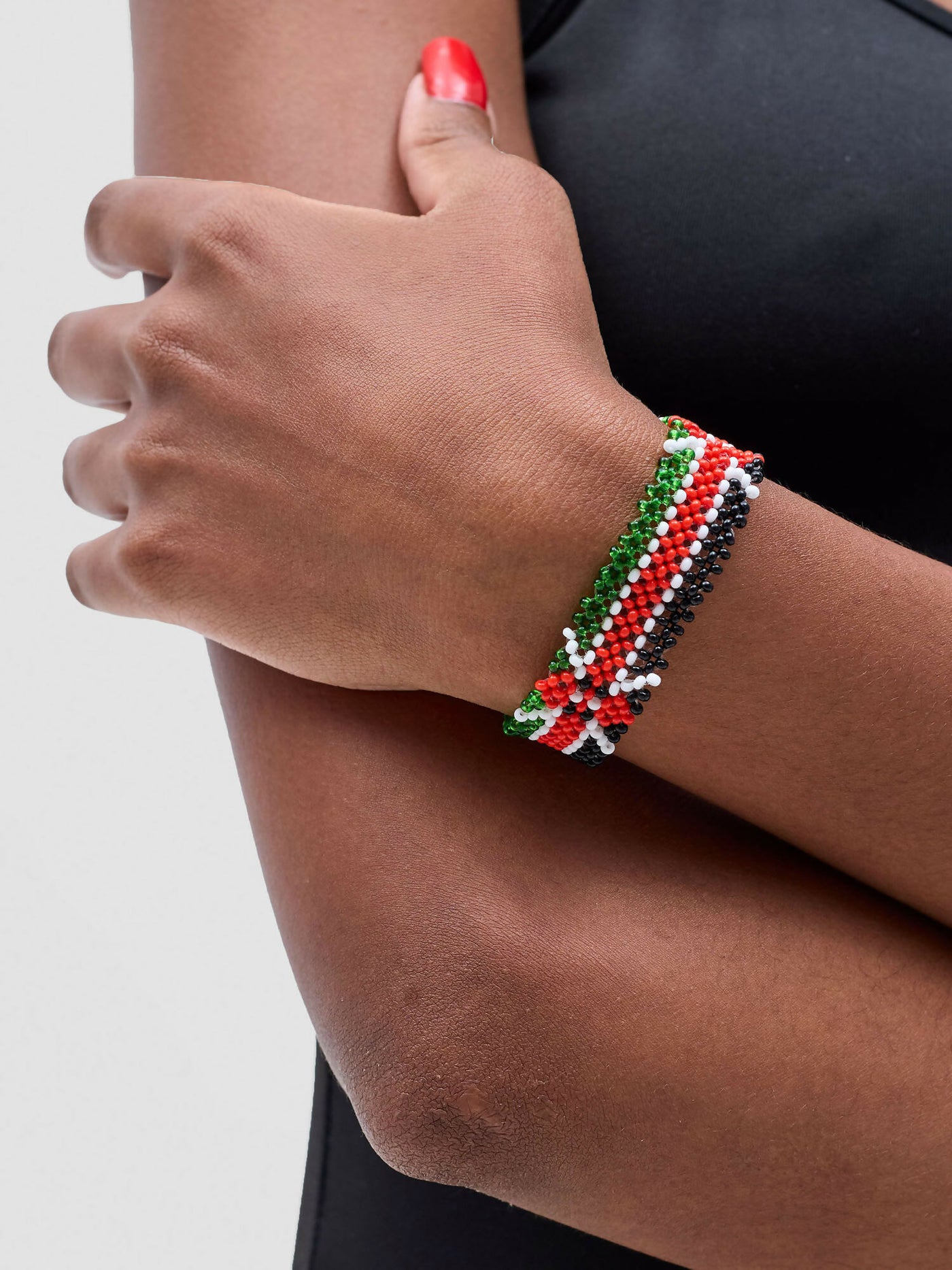 Dianaah J Beaded Bracelets - Red / Green / Black - Shopzetu