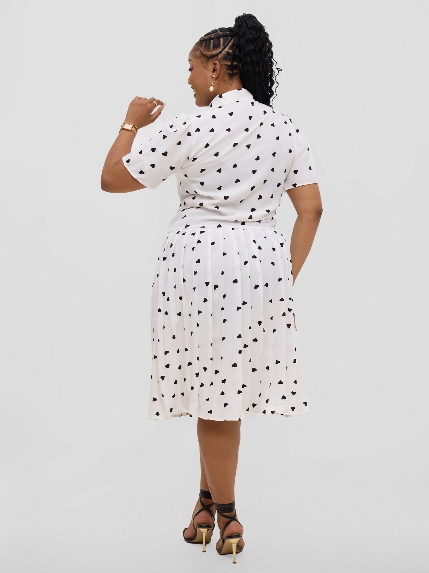Hessed Short Sleeved Pleated Buttoned Wrap Dress - White / Black - Shopzetu
