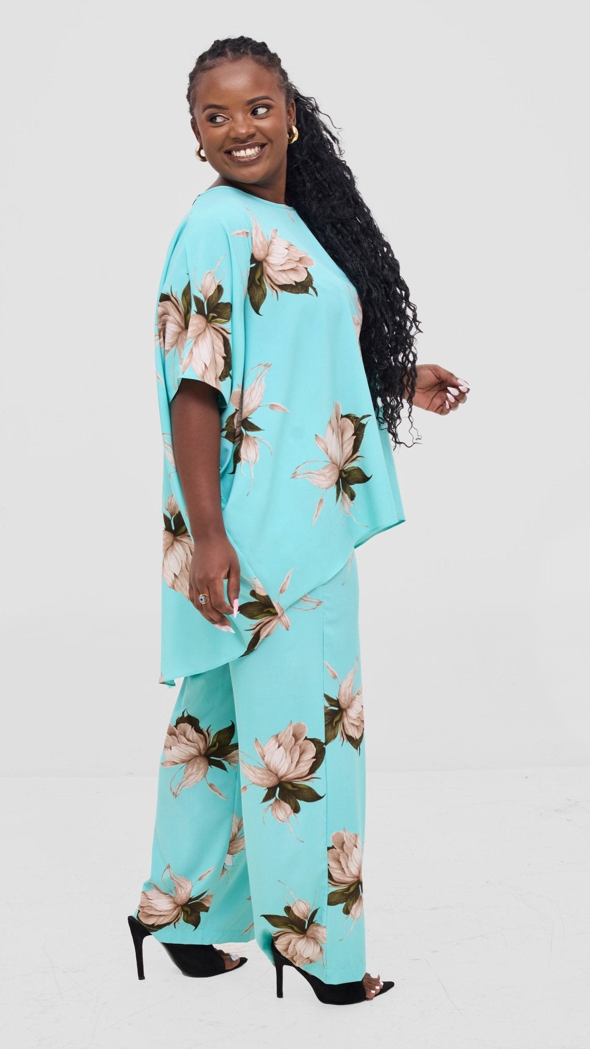 Vivo Maisha Straight Leg Pants - Mint / Black print - Shopzetu