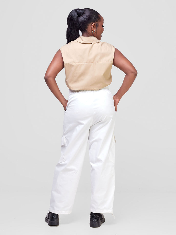 Safari by Vivo Kamari Capri Cargo Pants - White