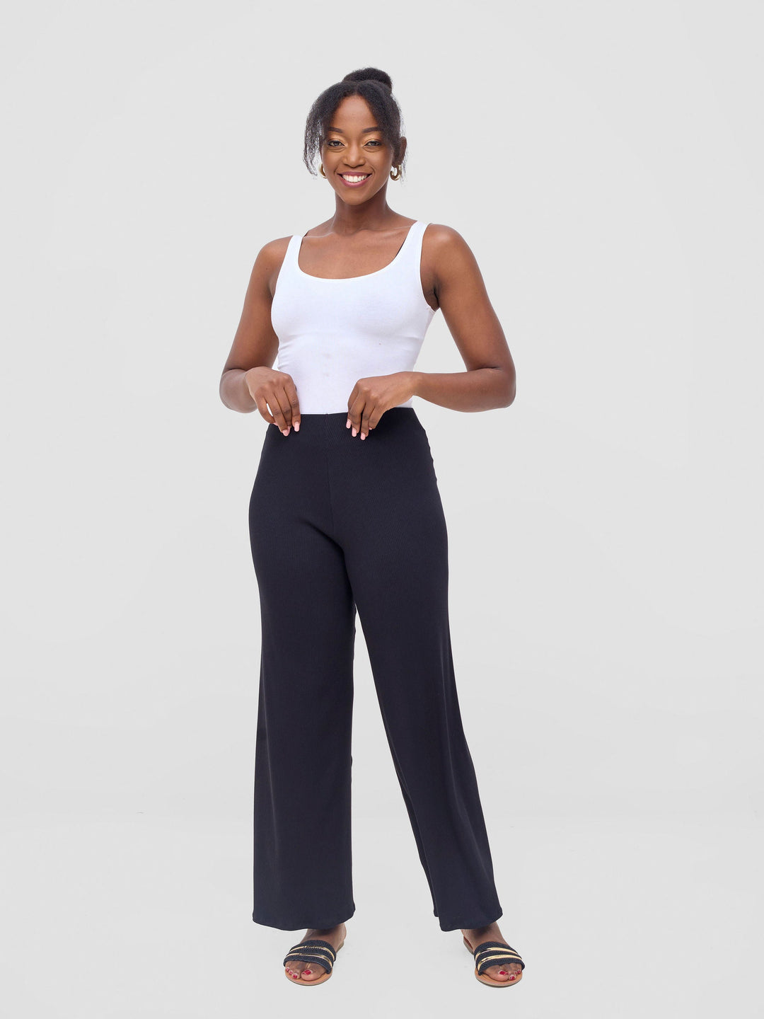 Vivo Safa Straight Leg Pants in Stretch Rib - Black