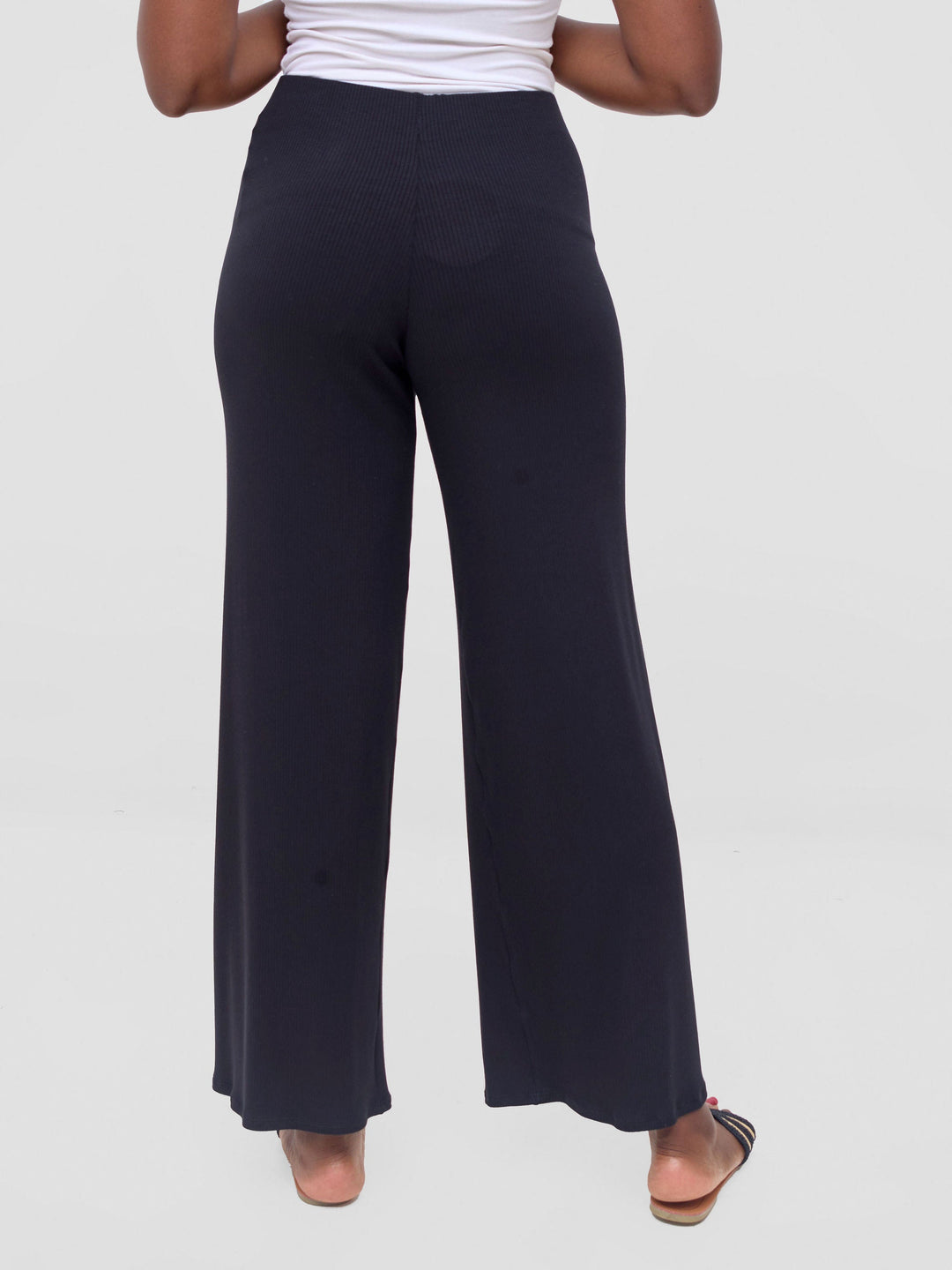 Vivo Safa Straight Leg Pants in Stretch Rib - Black