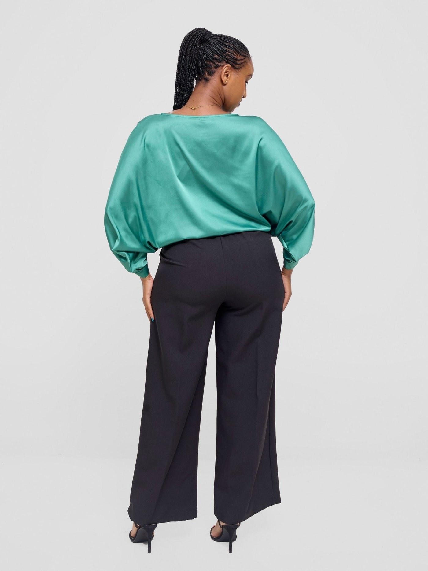 Vivo Sawari Crossed Cuff Batwing Top - Mint - Shopzetu