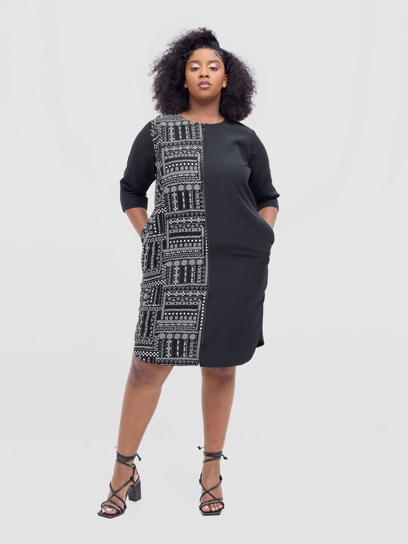 Vivid Afrikana Mizani Shift Dress - Black / White - Shopzetu