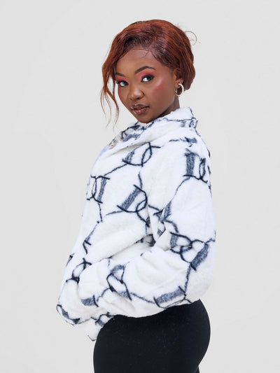 Stylish Sisters Warm Sweater Jacket - White / Black - Shopzetu