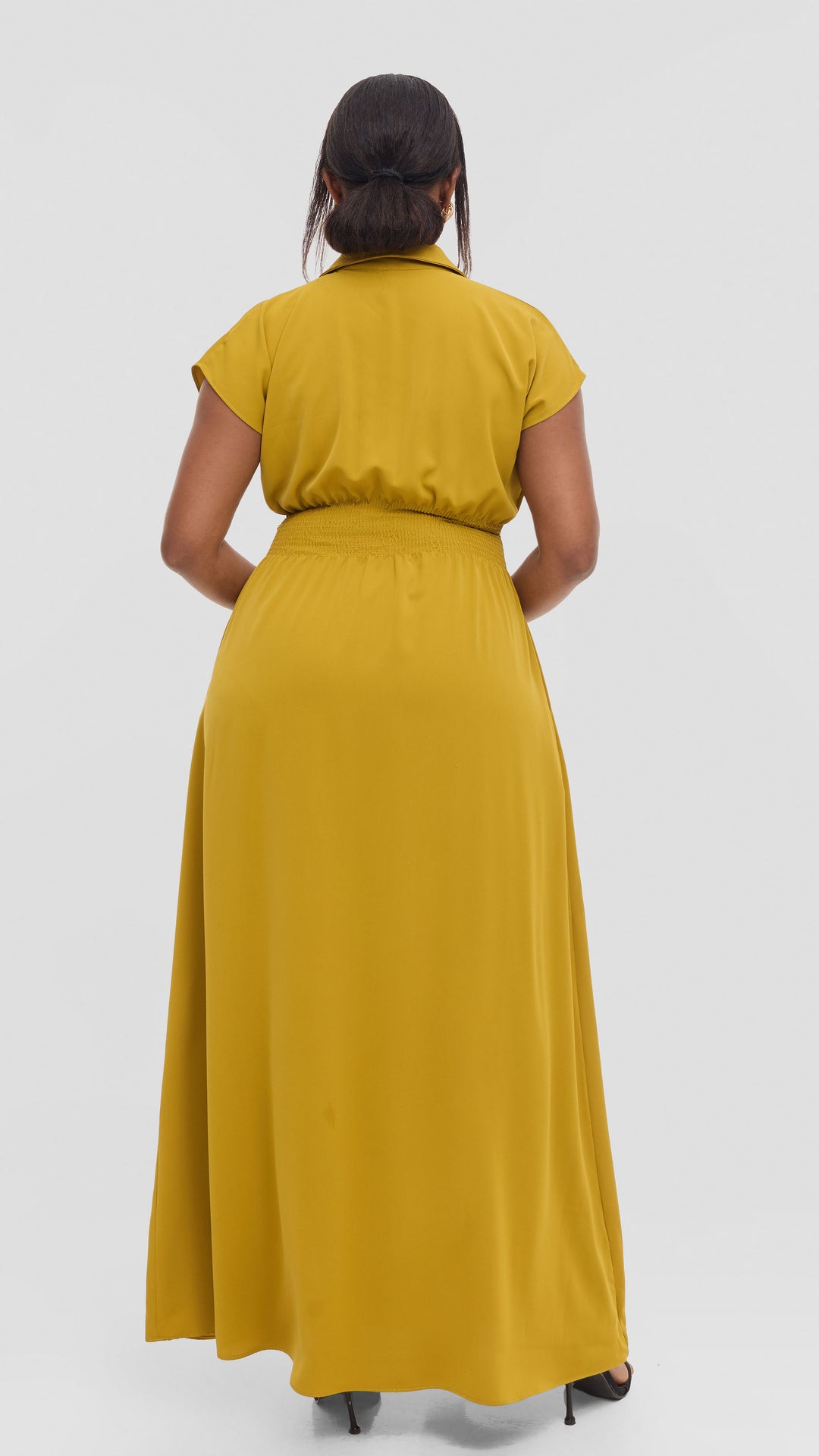 Vivo Zena Shirred Waist Maxi Shirt Dress in Crepe - Light Olive