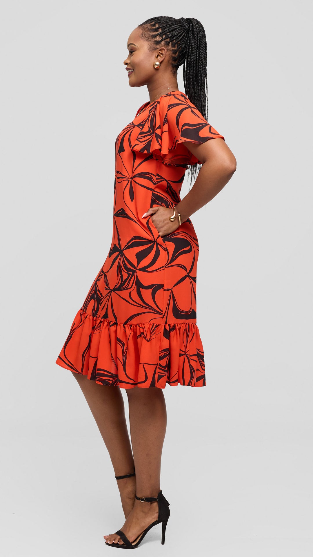 Vivo Dalia Flounce Sleeve Knee Length Dress in Chiffon - Light Orange / Black Arah Print