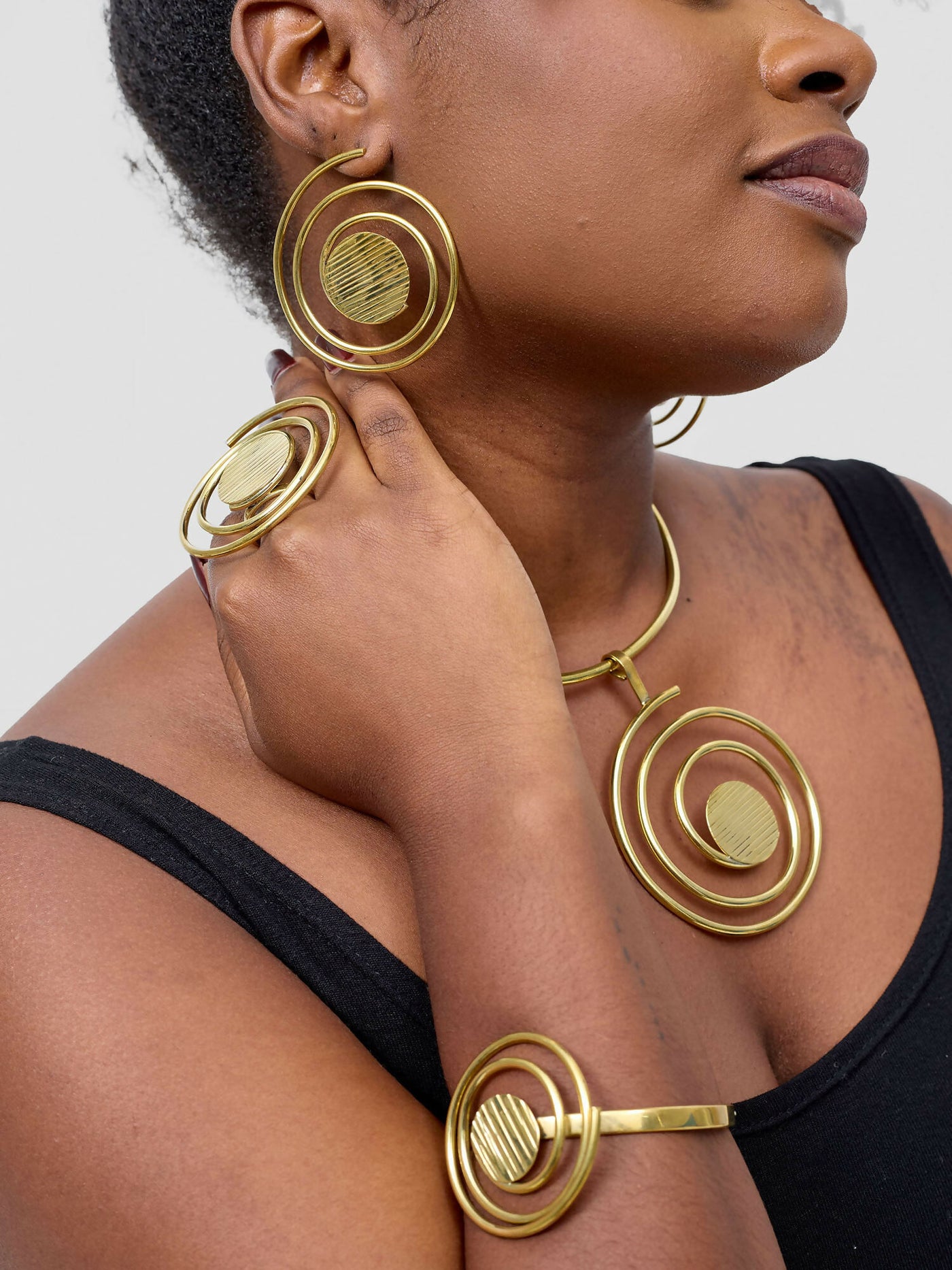 Purely Brass Kibali Jewelry Set - Brass - Shopzetu