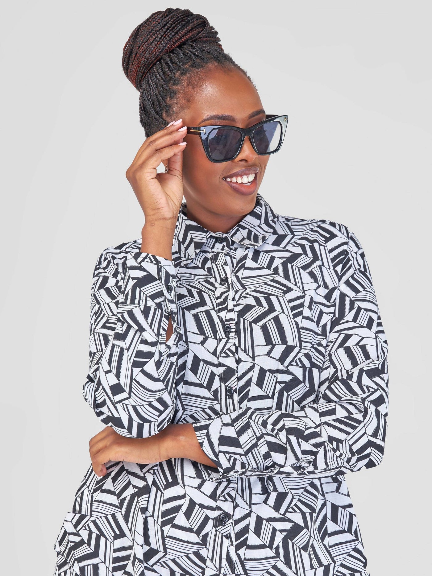Purple Thread Noir Et Blanc Two Piece Set - Black / White - Shopzetu