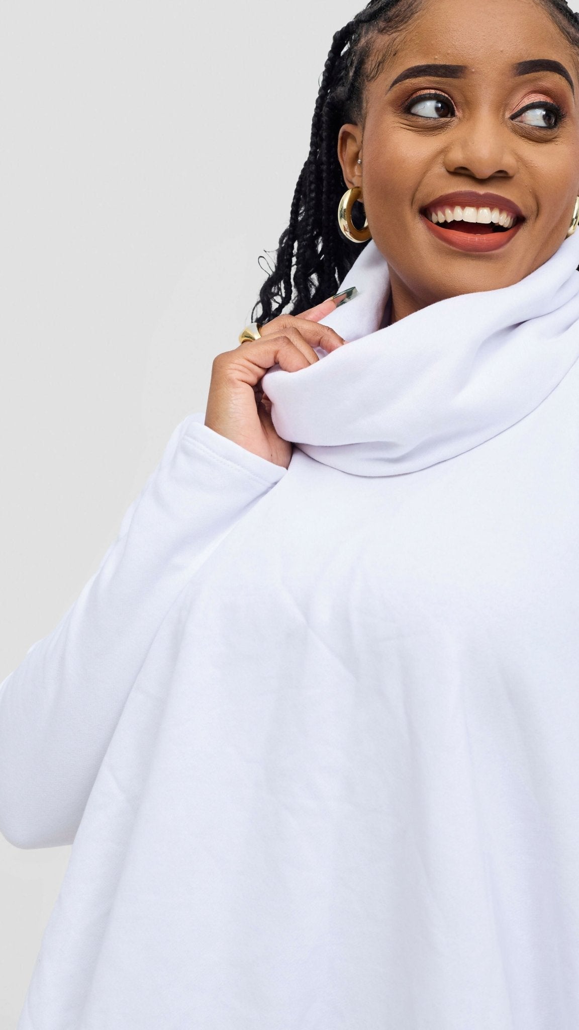 Salok Havilah Nopo Sweater Top - White - Shopzetu