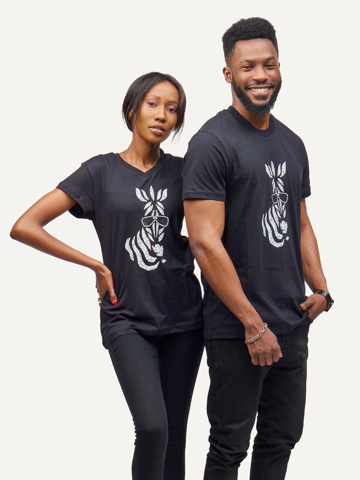 Kitu Kali Graphic With Milia T-shirt - Black - Shopzetu