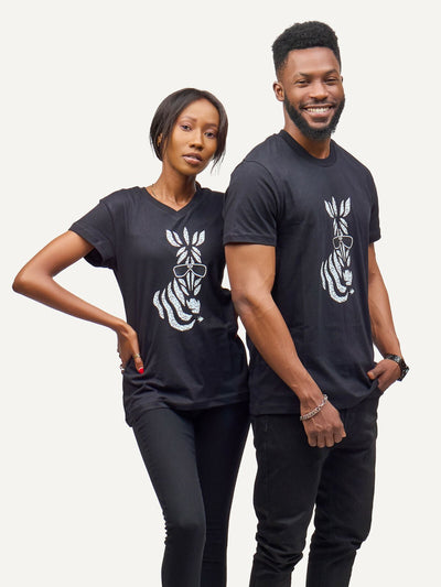 Kitu Kali Graphic With Milia T-shirt - Black - Shopzetu