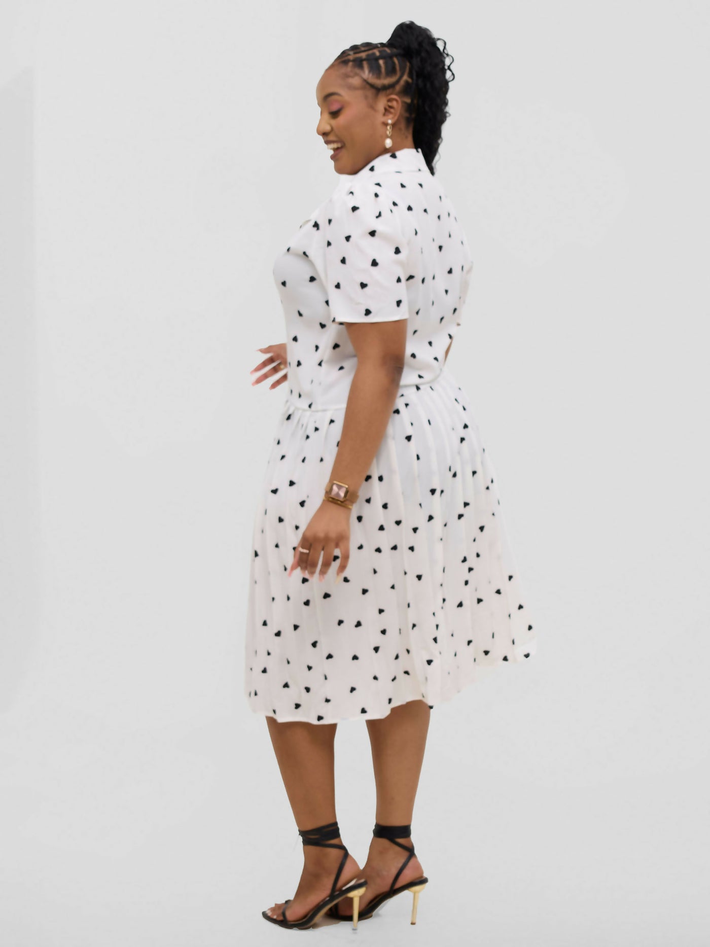 Hessed Short Sleeved Pleated Buttoned Wrap Dress - White / Black - Shopzetu