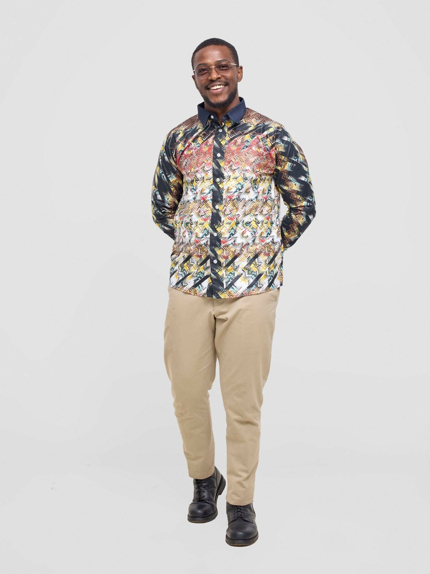 Mendilines Warm African Shirt - Black / Green - Shopzetu
