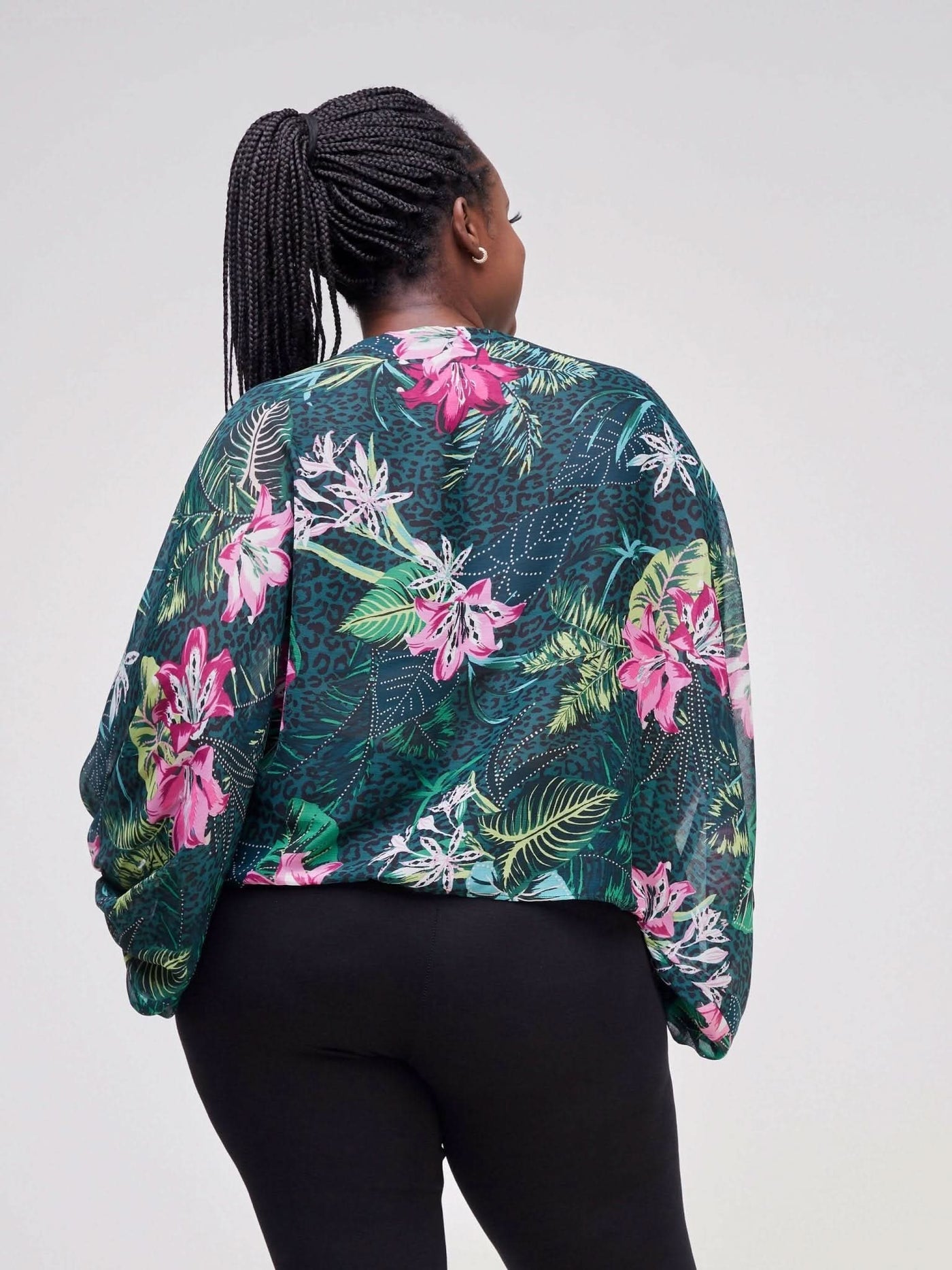 Zoe Qu'an Elevate F&F Top - Green - Shopzetu