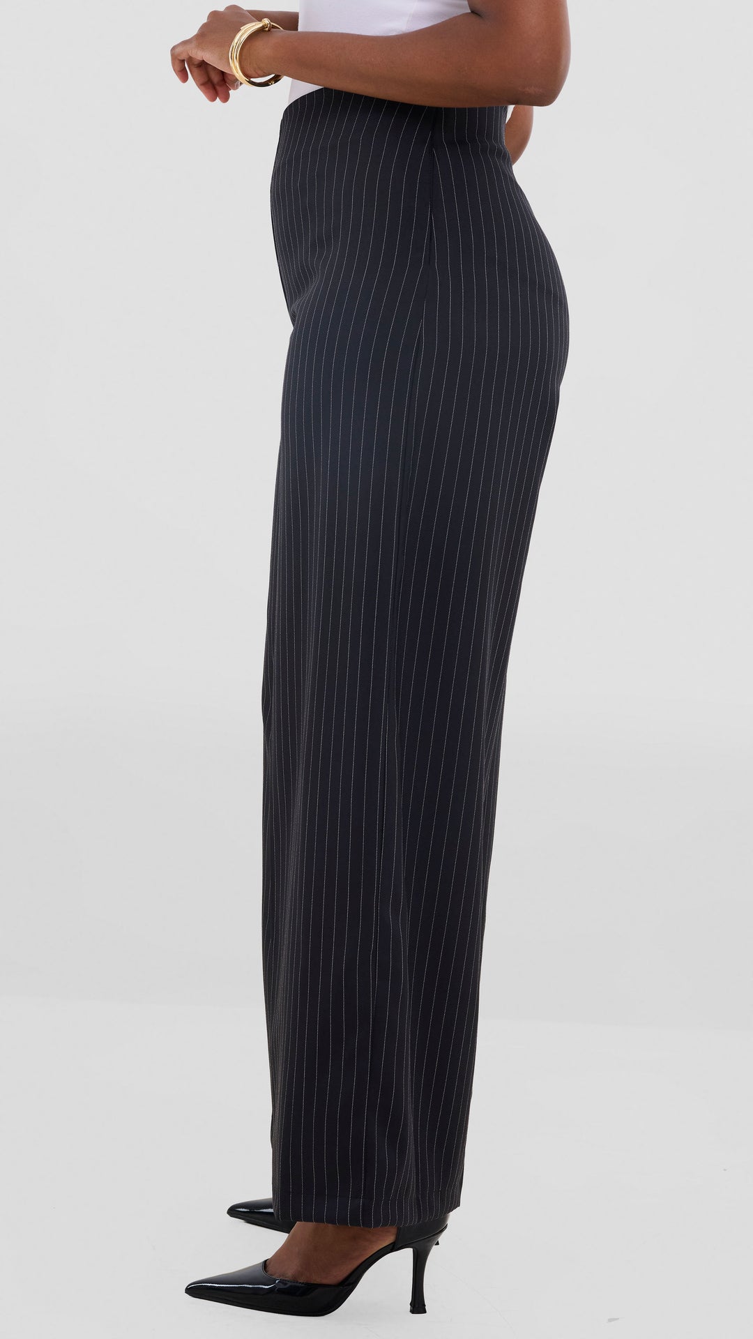 Vivo Studio Striped Pants In Crepe - Black Striped Print