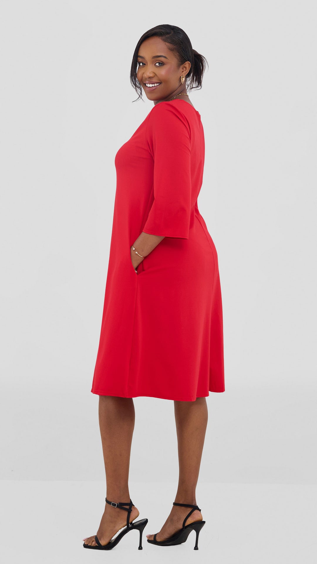 Vivo Basic 3/4 Sleeve Kena Tent Knee Length Dress - Red