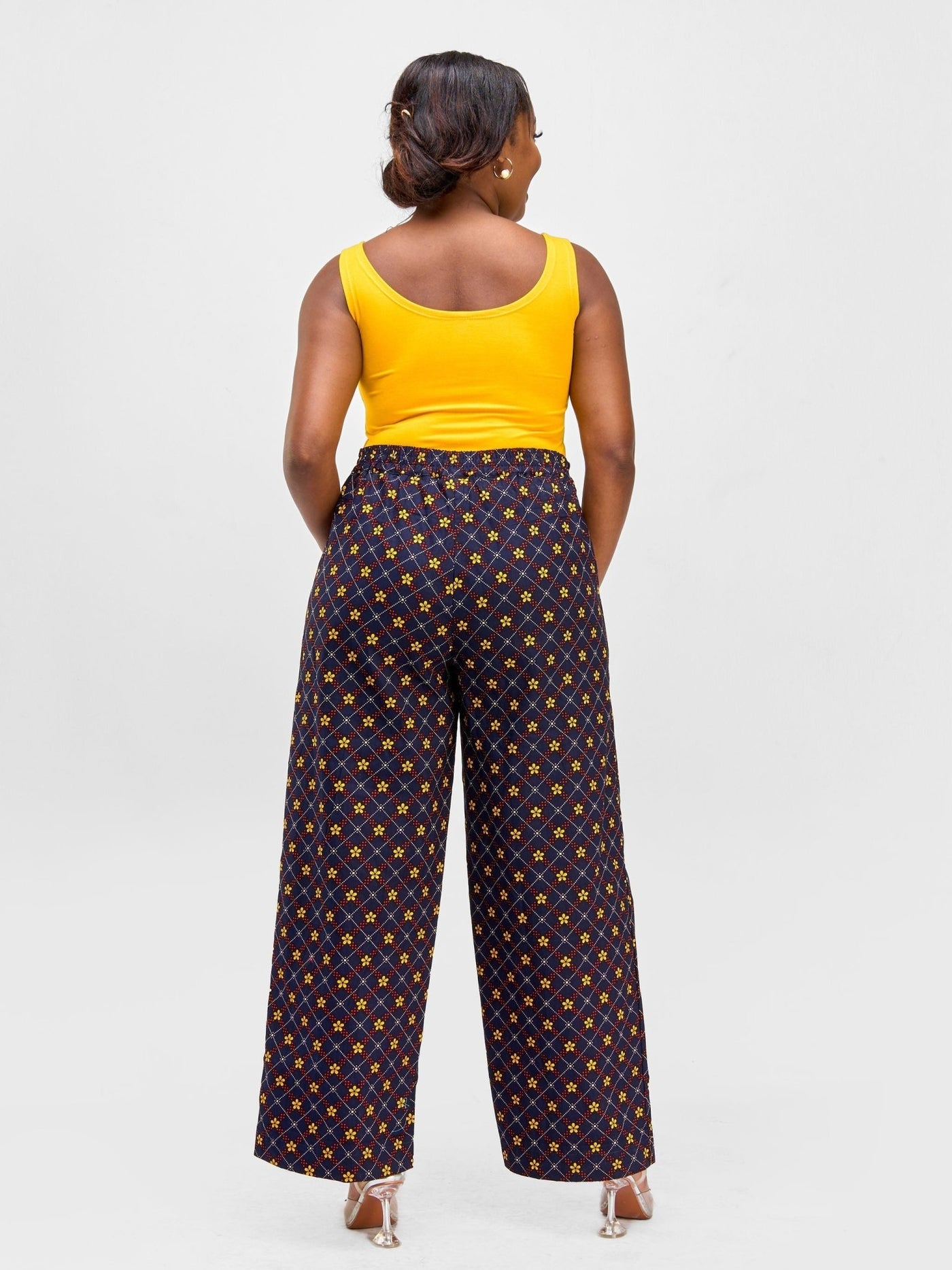 Vivo Essentials Tank Top - Mustard - Shopzetu